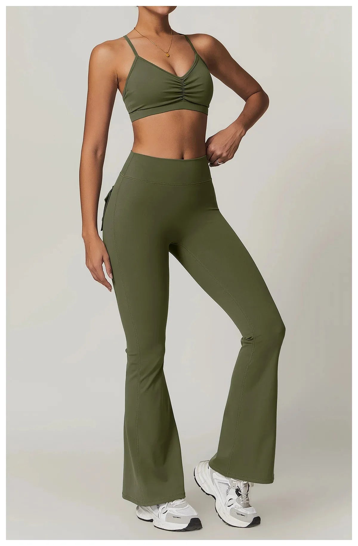 Launa | Vital edge Flared Pocket Leggings