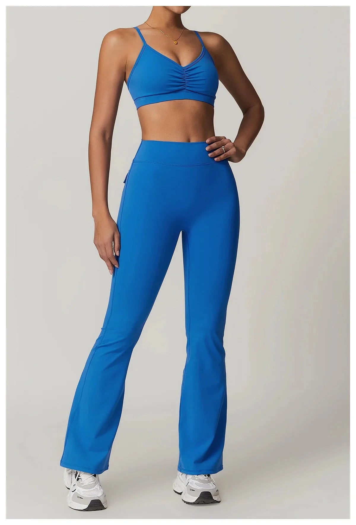 Launa | Vital edge Flared Pocket Leggings