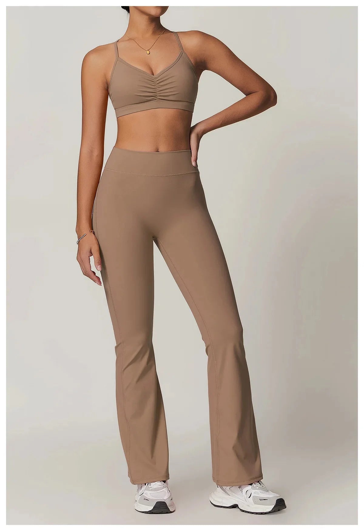 Launa | Vital edge Flared Pocket Leggings