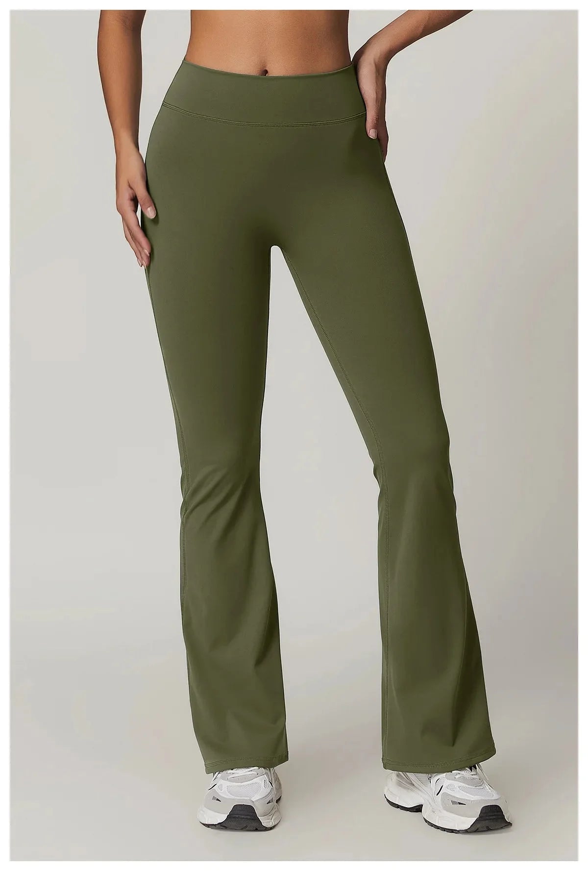 Launa | Vital edge Flared Pocket Leggings