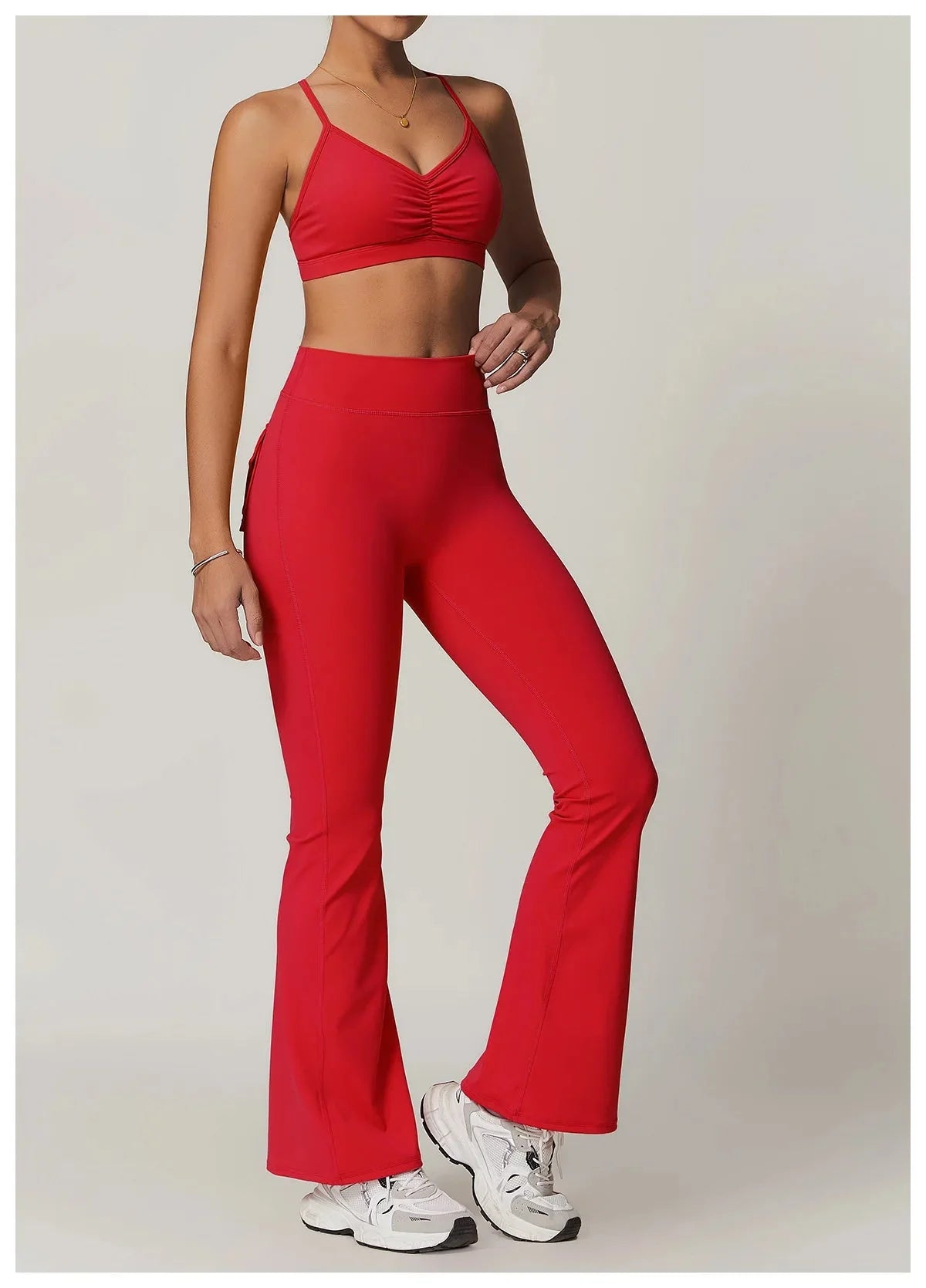 Launa | Vital edge Flared Pocket Leggings