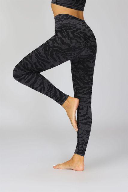 Launa | Vital edge Tiger Seamless Leggings